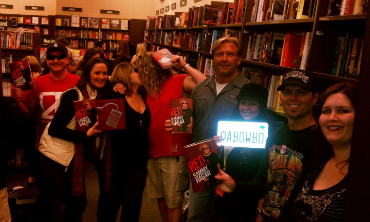 Sammy @ B&N in HB, Cali