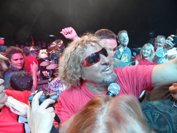 Sammy with the 0n-stage crowd