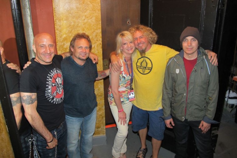 Detroit Rock City Welcomes Chickenfoot