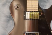 SAMMY HAGAR AUTOGRAPHED GUITAR - AUCTION TO BENEFIT GNG NON-PROFIT CHILDREN'S MUSIC PROGRAM
