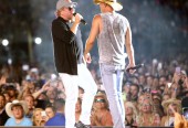 Sammy joins Kenny Chesney at Levi's Stadium